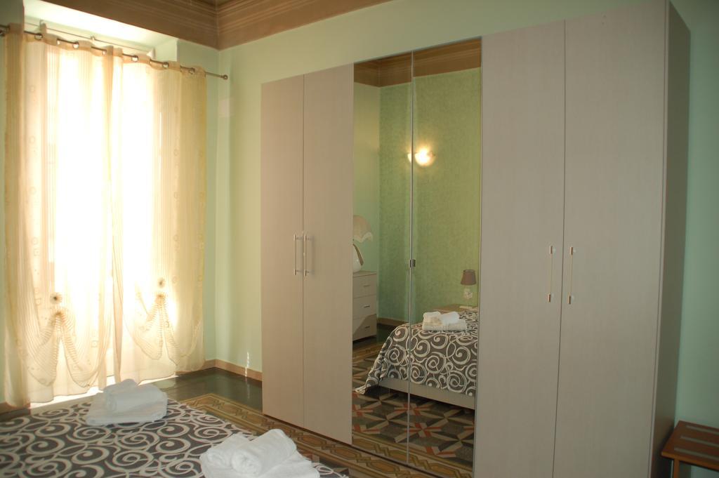 B&B Emily Бриндизи Экстерьер фото